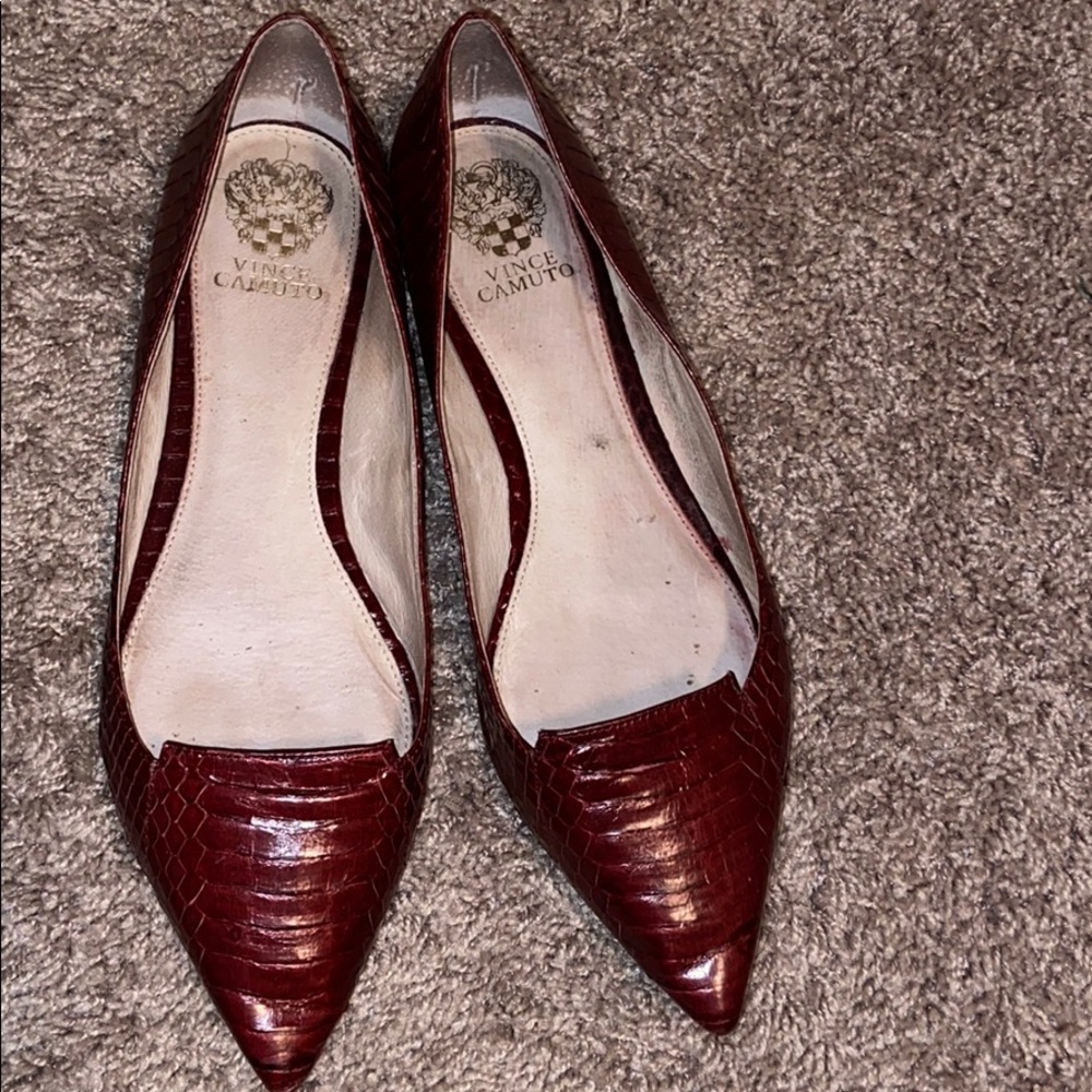 COPY - Vince Camuto leather dress flats. Size 12